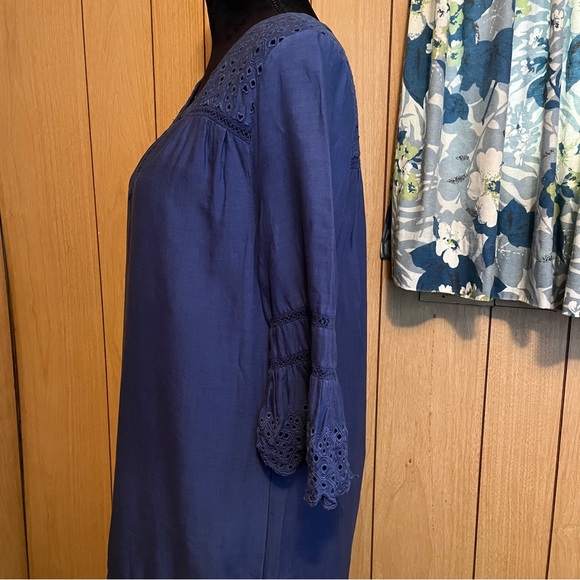 Vineyard Vines flutter sleeve dress - Picture 3 of 7